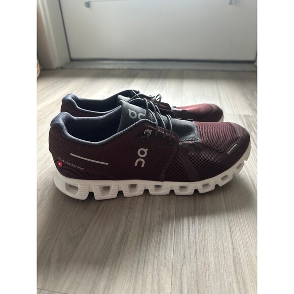 On Cloud 5 Men’s size 9.5 - Picture 3 of 5
